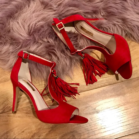 LOUISE ET CIE WOMEN'S TAGE TASSEL SANDAL - Picture 3 of 8